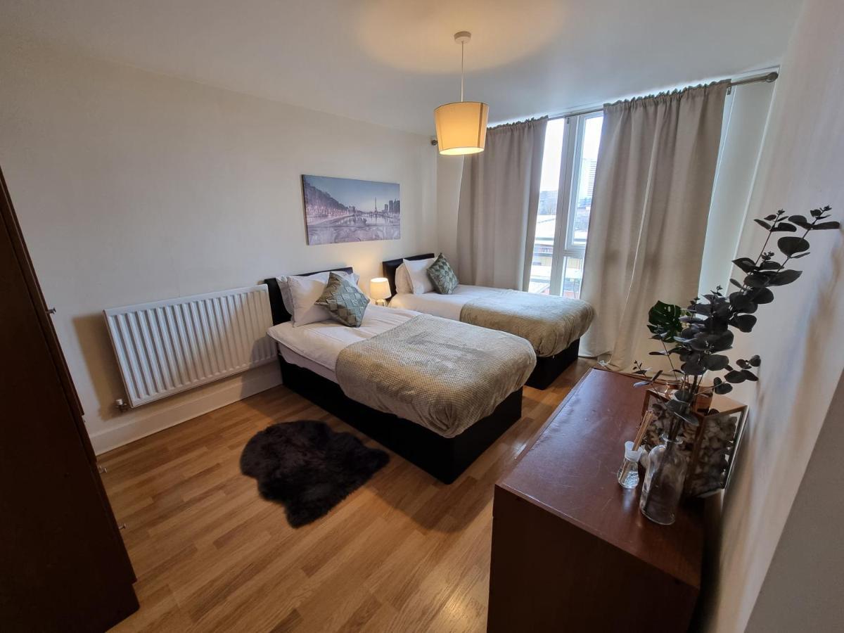 Cosy 2 Bedroom Apartment By One Choice Stays Serviced Accommodation Birmingham - City Centre - Wifi Exterior foto
